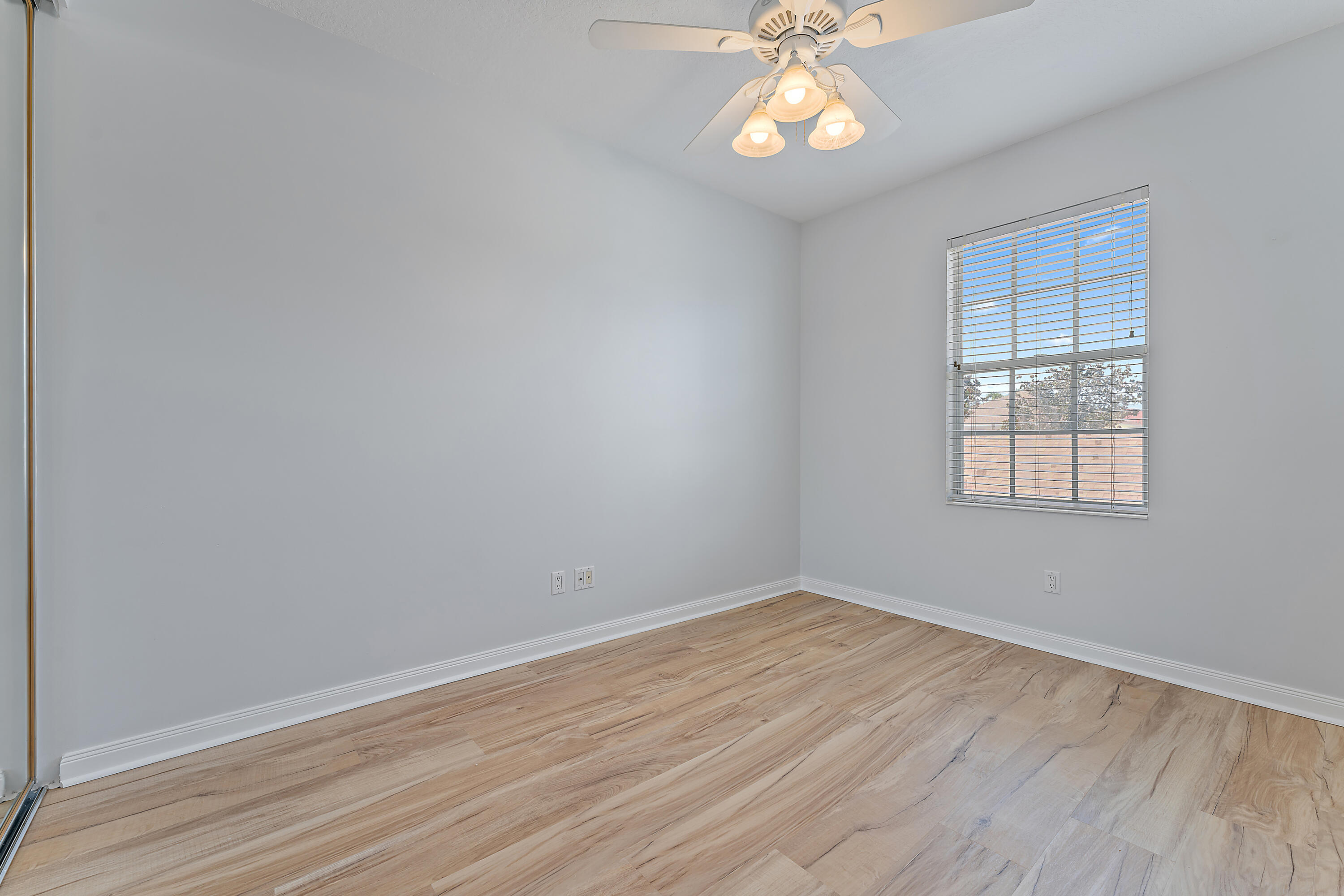 CAMBRIDGE AT ABACOA - Residential Lease