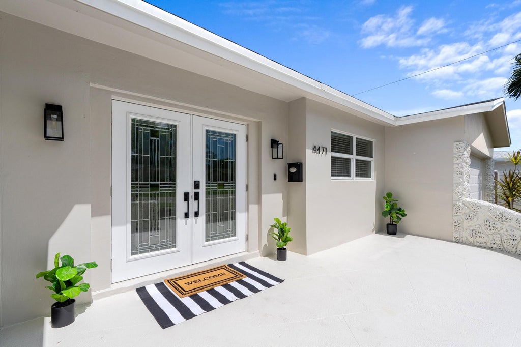 Photo of 4471 NW 6th Court, Coconut Creek, FL 33066 (MLS # B26079302)
