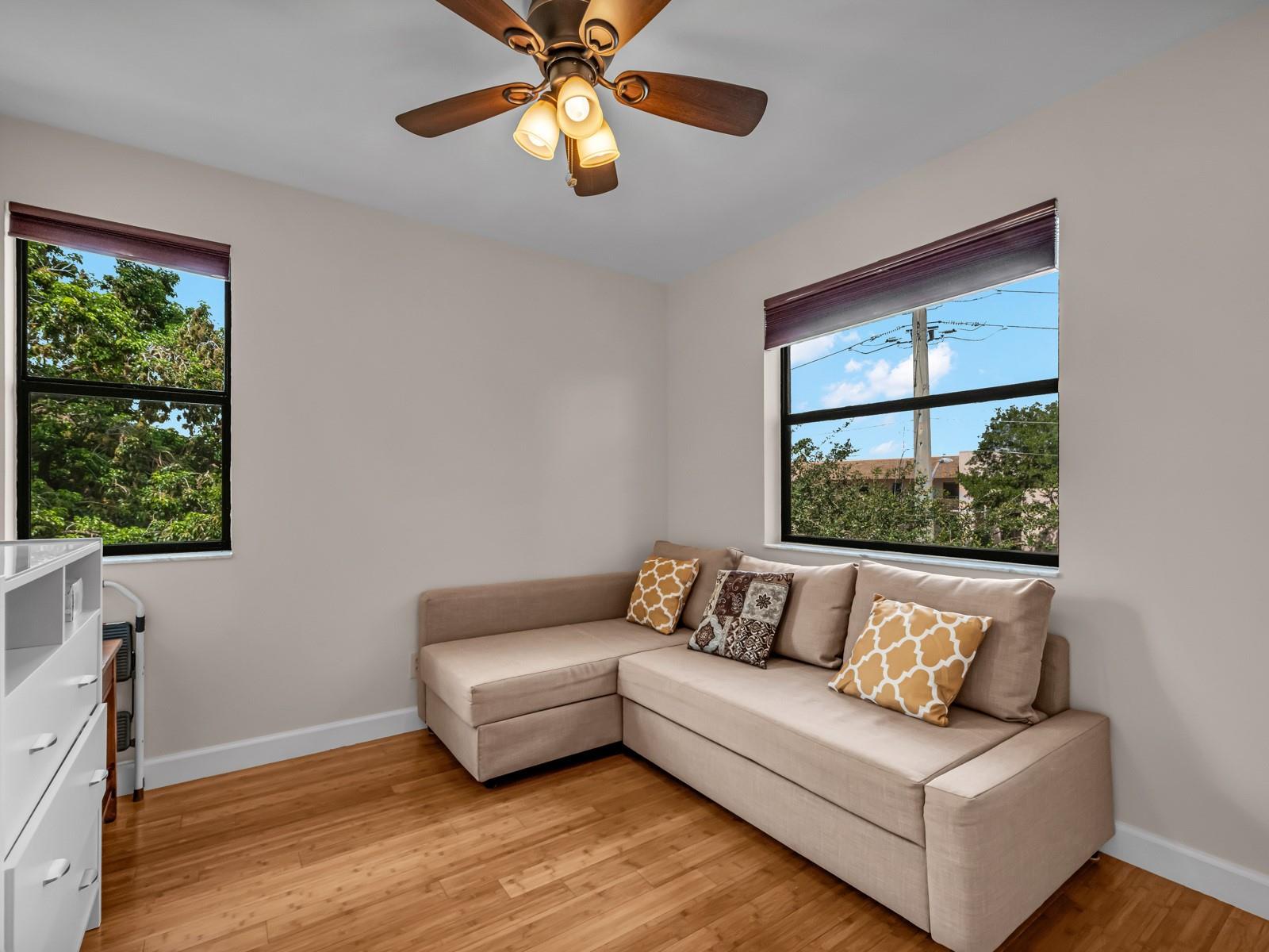 SUNRISE LAKES PHASE 4 - Residential