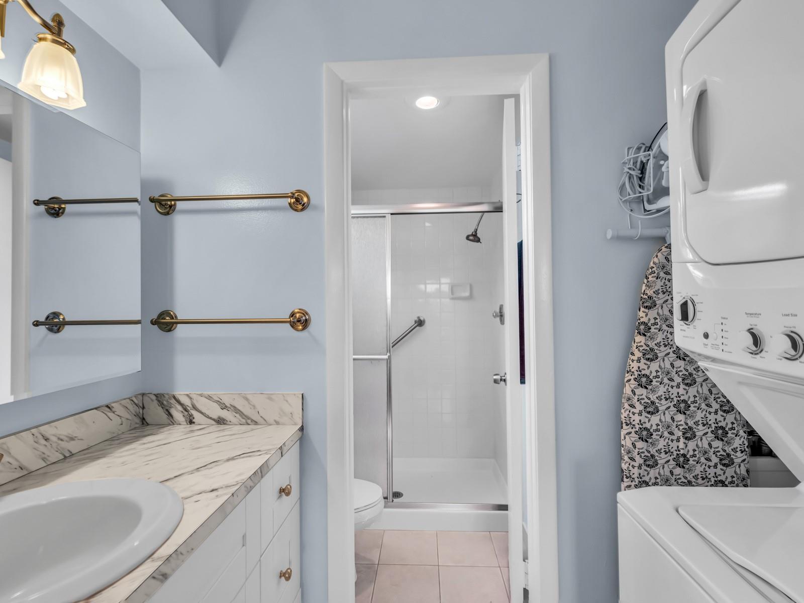 SUNRISE LAKES PHASE 4 - Residential