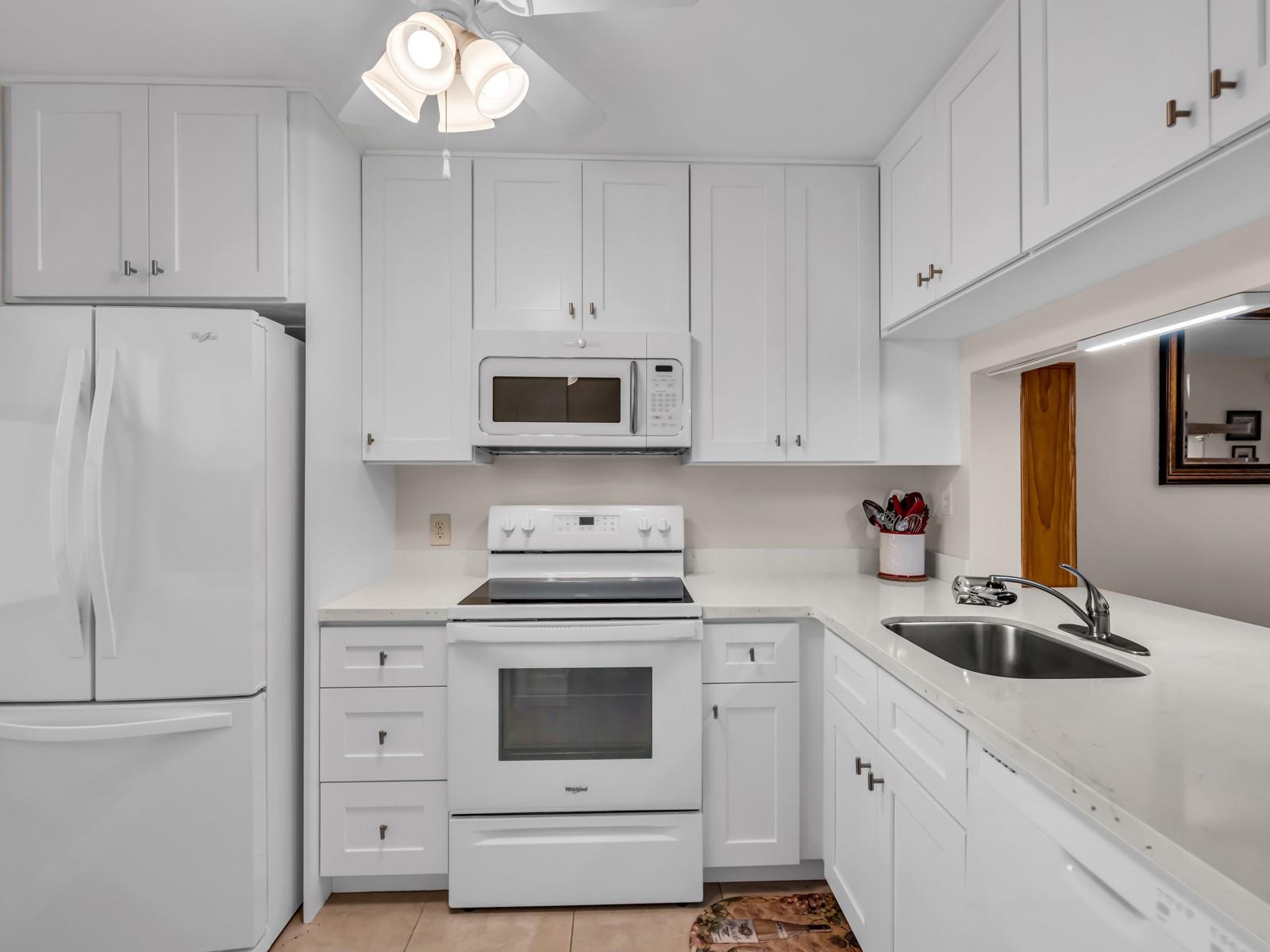 10402 Sunrise Lakes Blvd 312