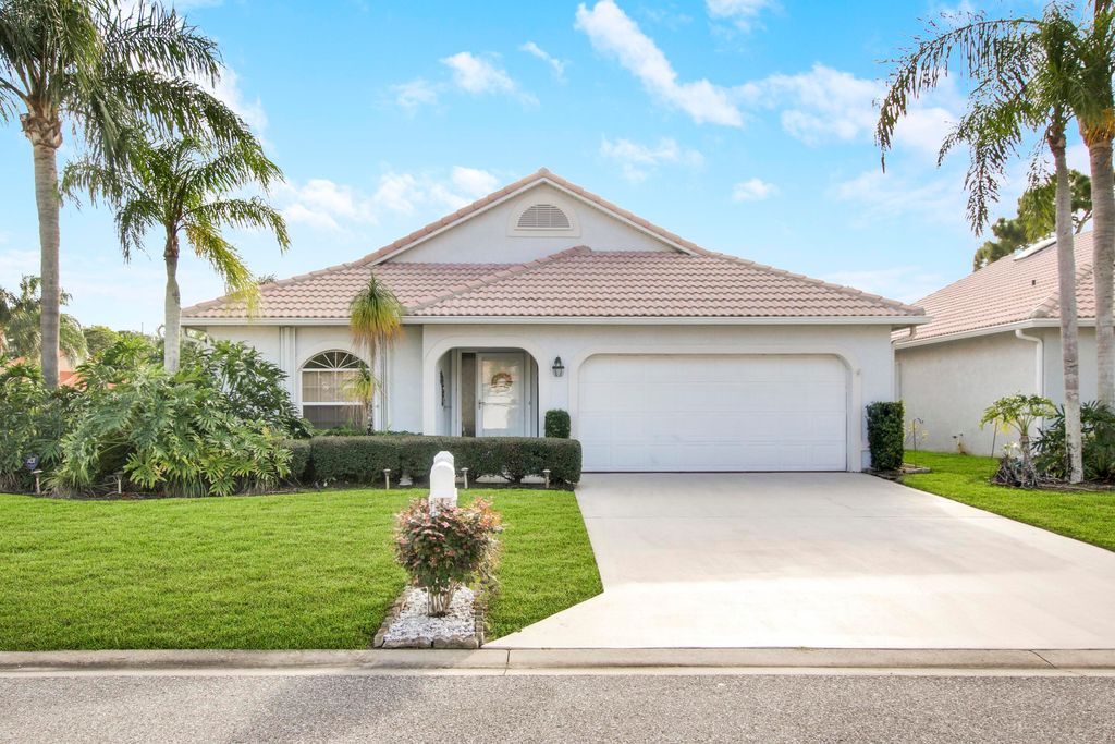 Photo of 4338 SE Scotland Cay Way, Stuart, FL 34997 (MLS # R10855752)