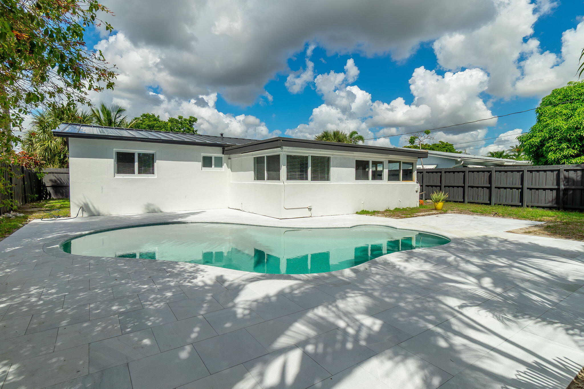 CORAL HEIGHTS SEC 2 - Residential