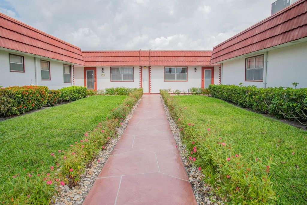Photo of 101 Waterford E #101, Delray Beach, FL 33446 (MLS # R11017750)