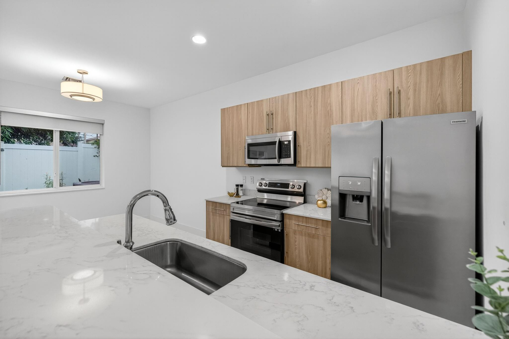 737 SE 1st Court 737