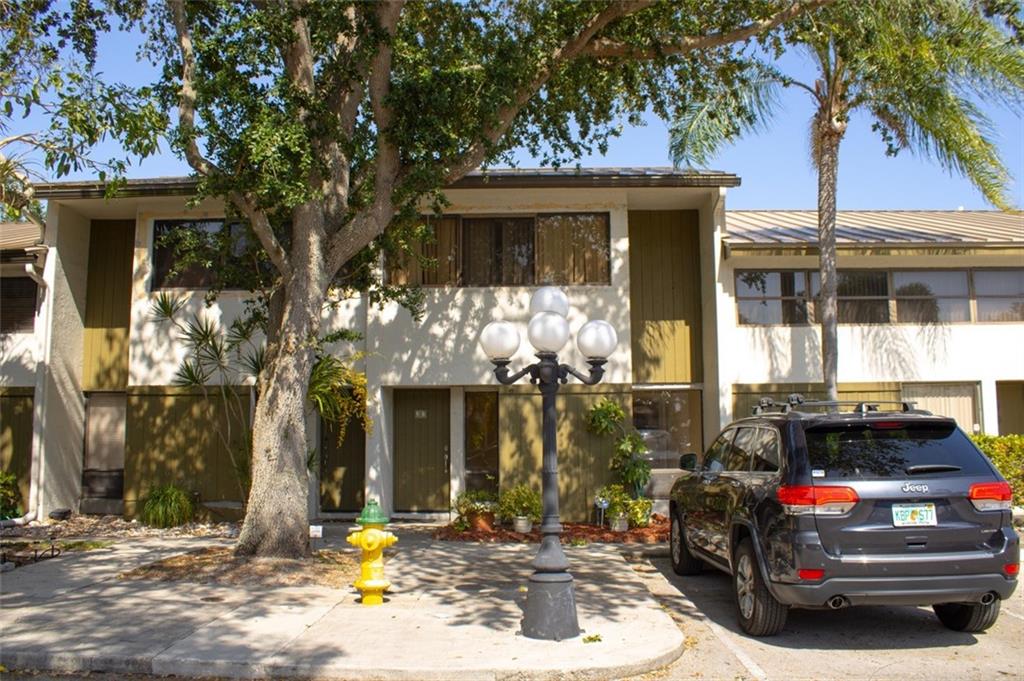 COBBLE EAST CONDO - Residential