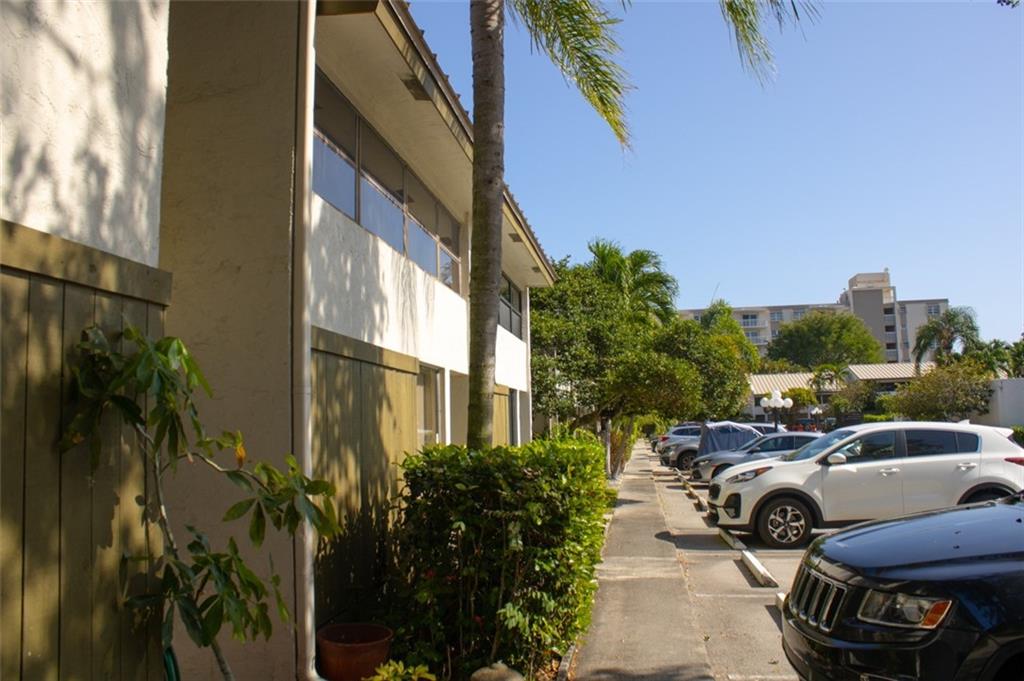 COBBLE EAST CONDO - Residential