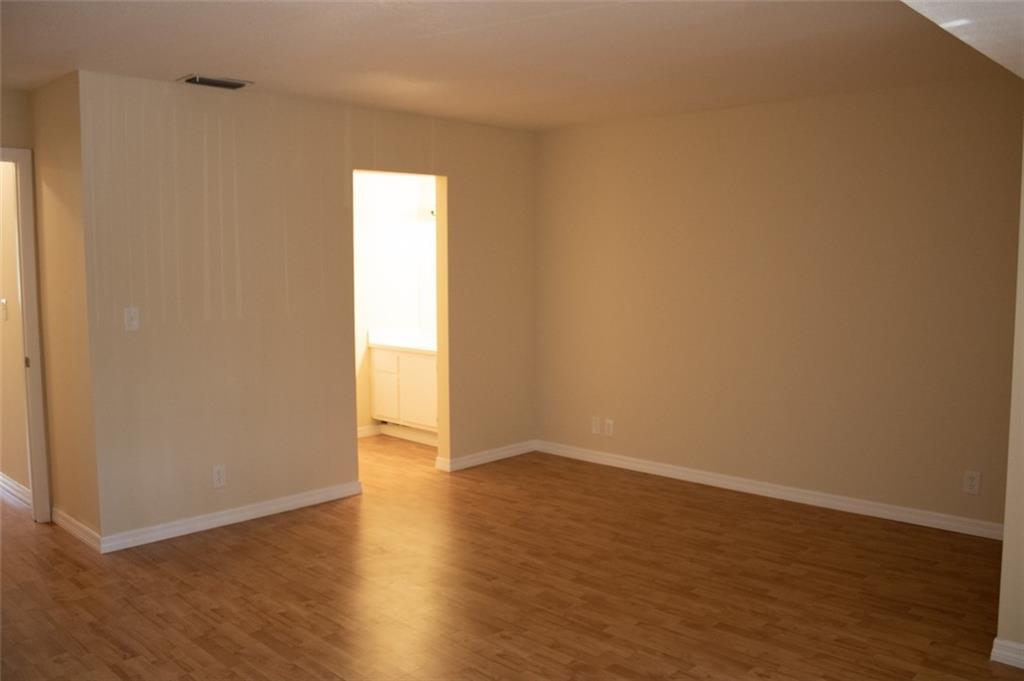 COBBLE EAST CONDO - Residential