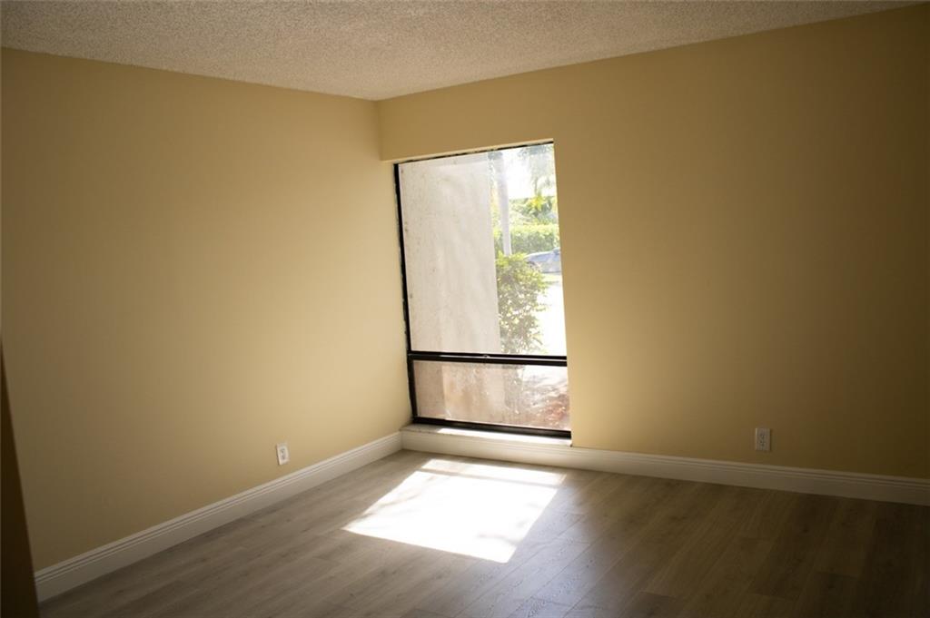 COBBLE EAST CONDO - Residential