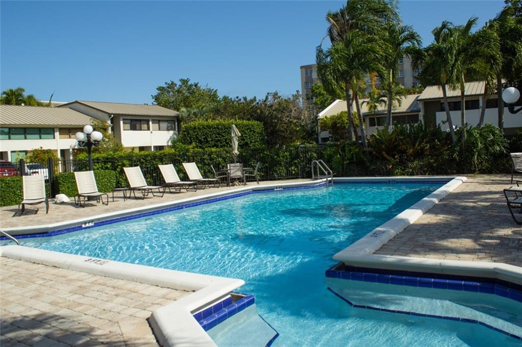 COBBLE EAST CONDO - Residential