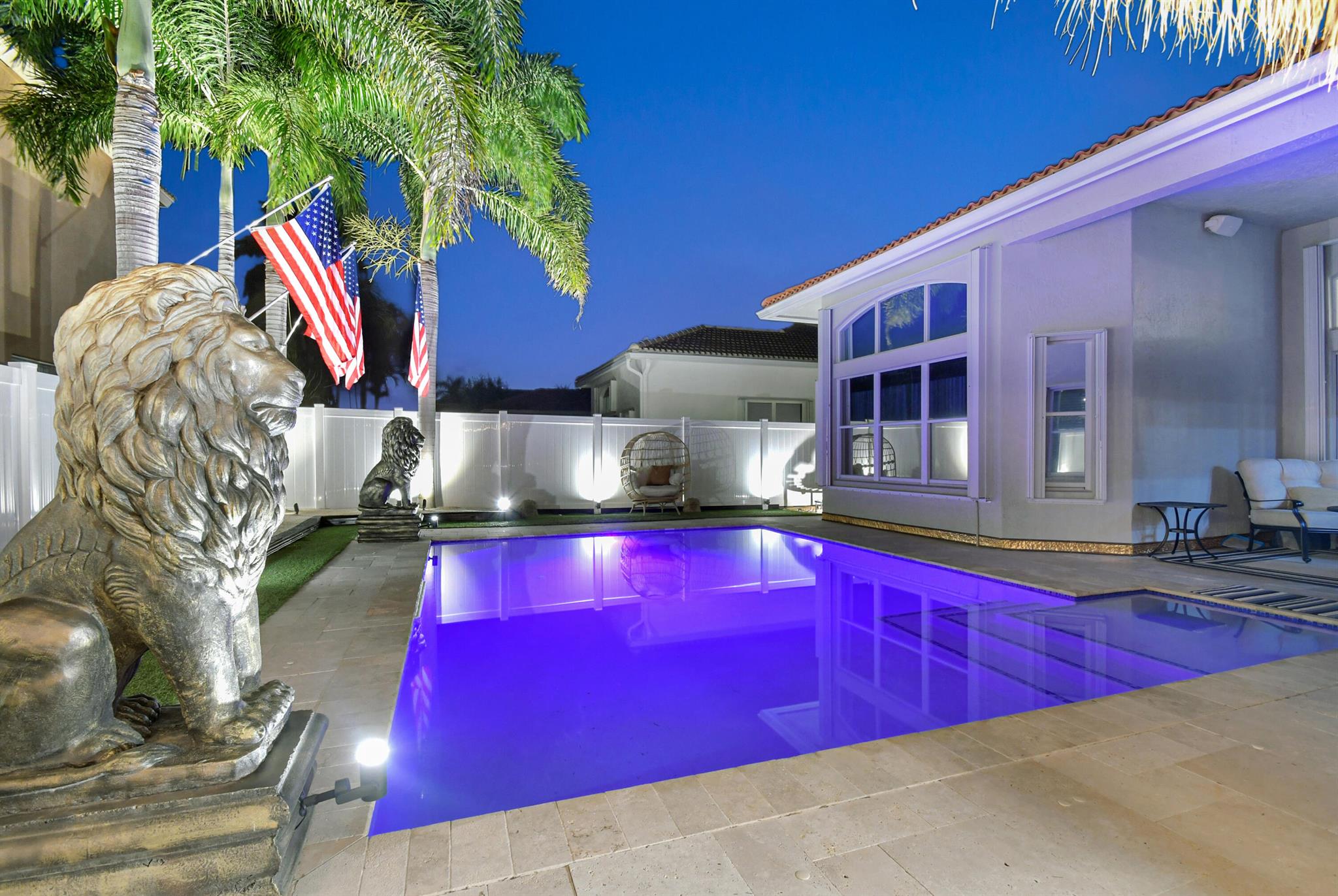 WINSTON TRAILS - Residential