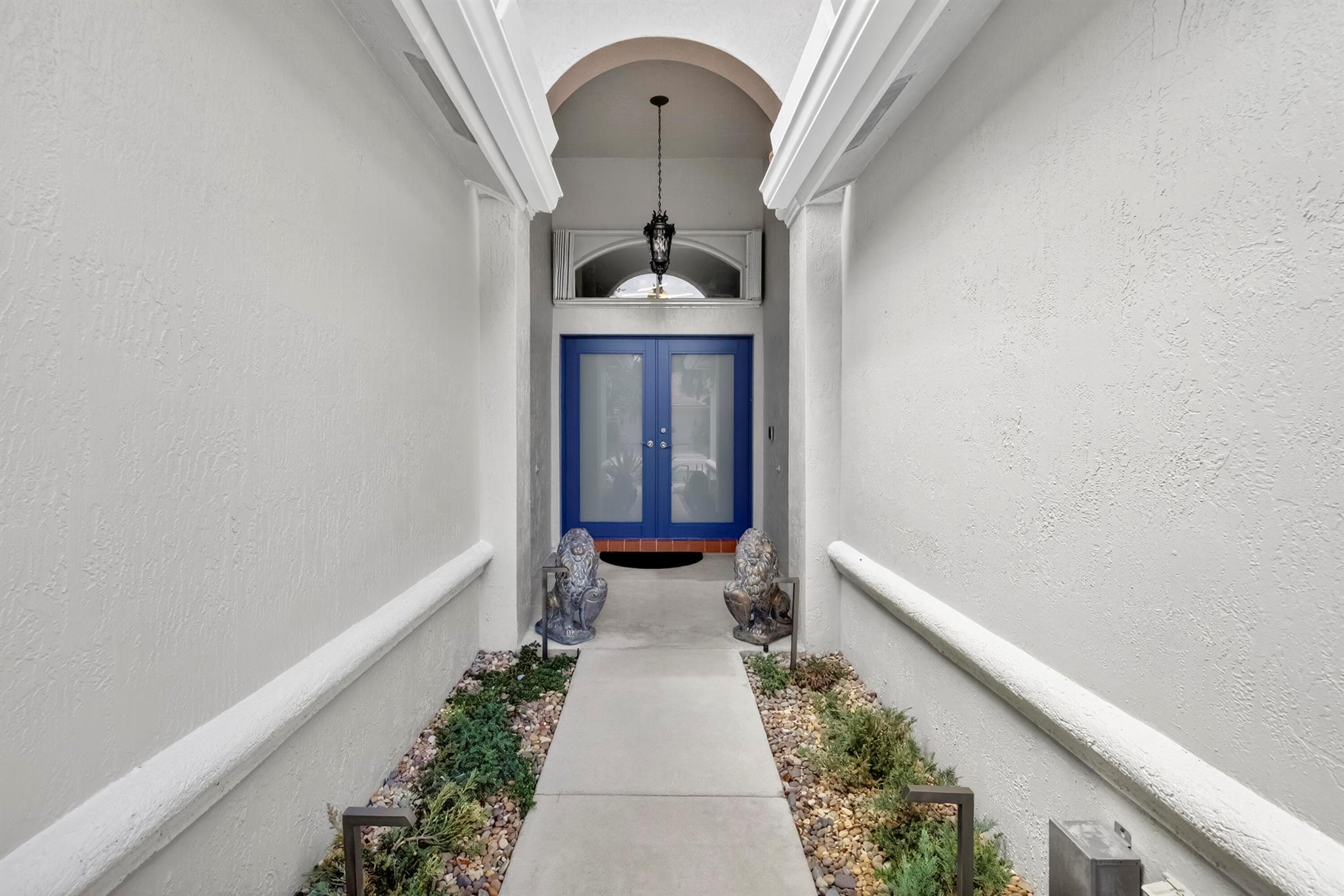 WINSTON TRAILS - Residential