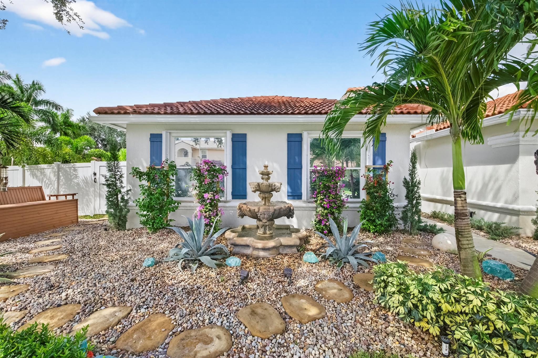 WINSTON TRAILS - Residential