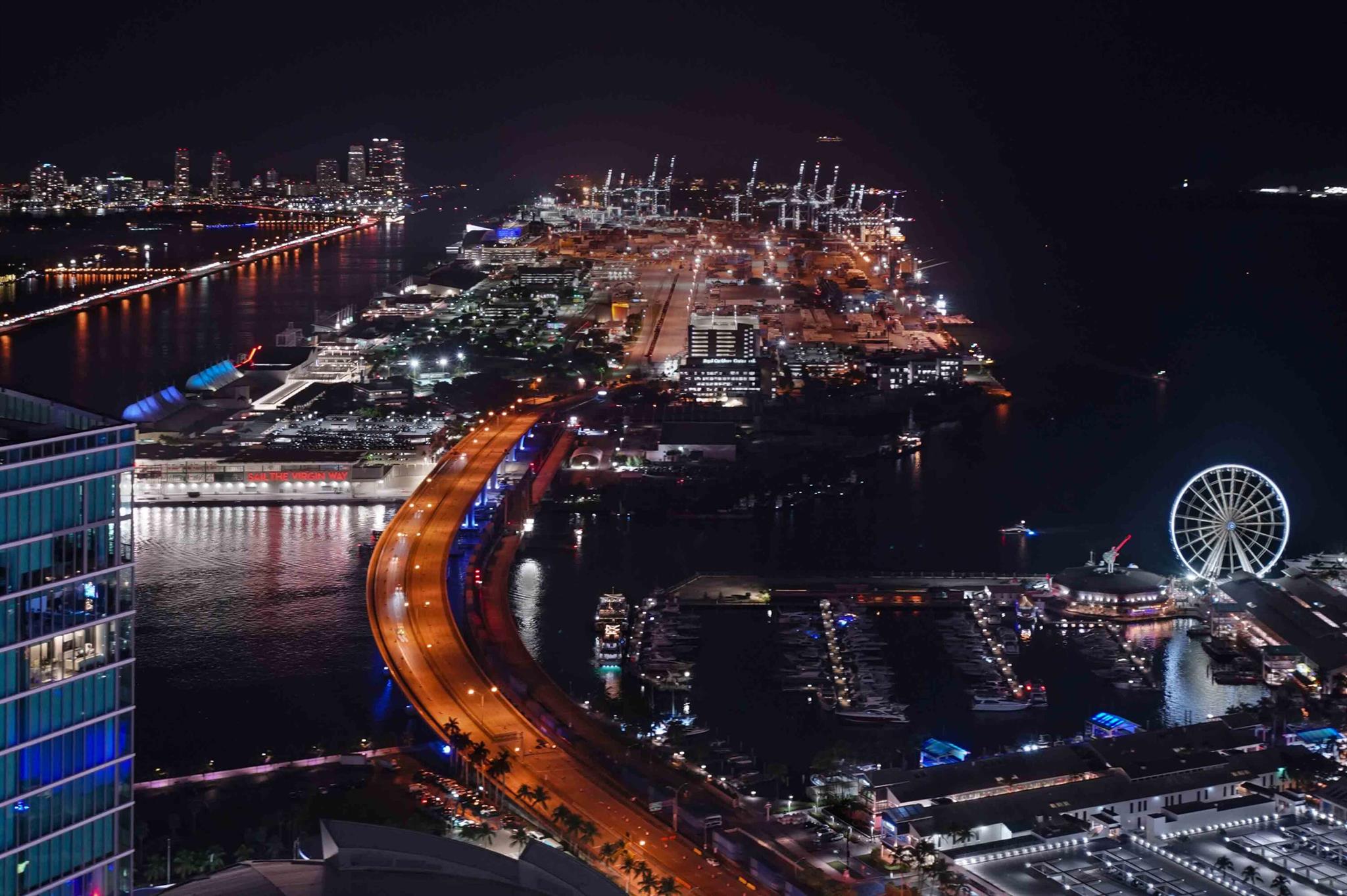 PARAMOUNT MIAMI WORLDCENT - Residential