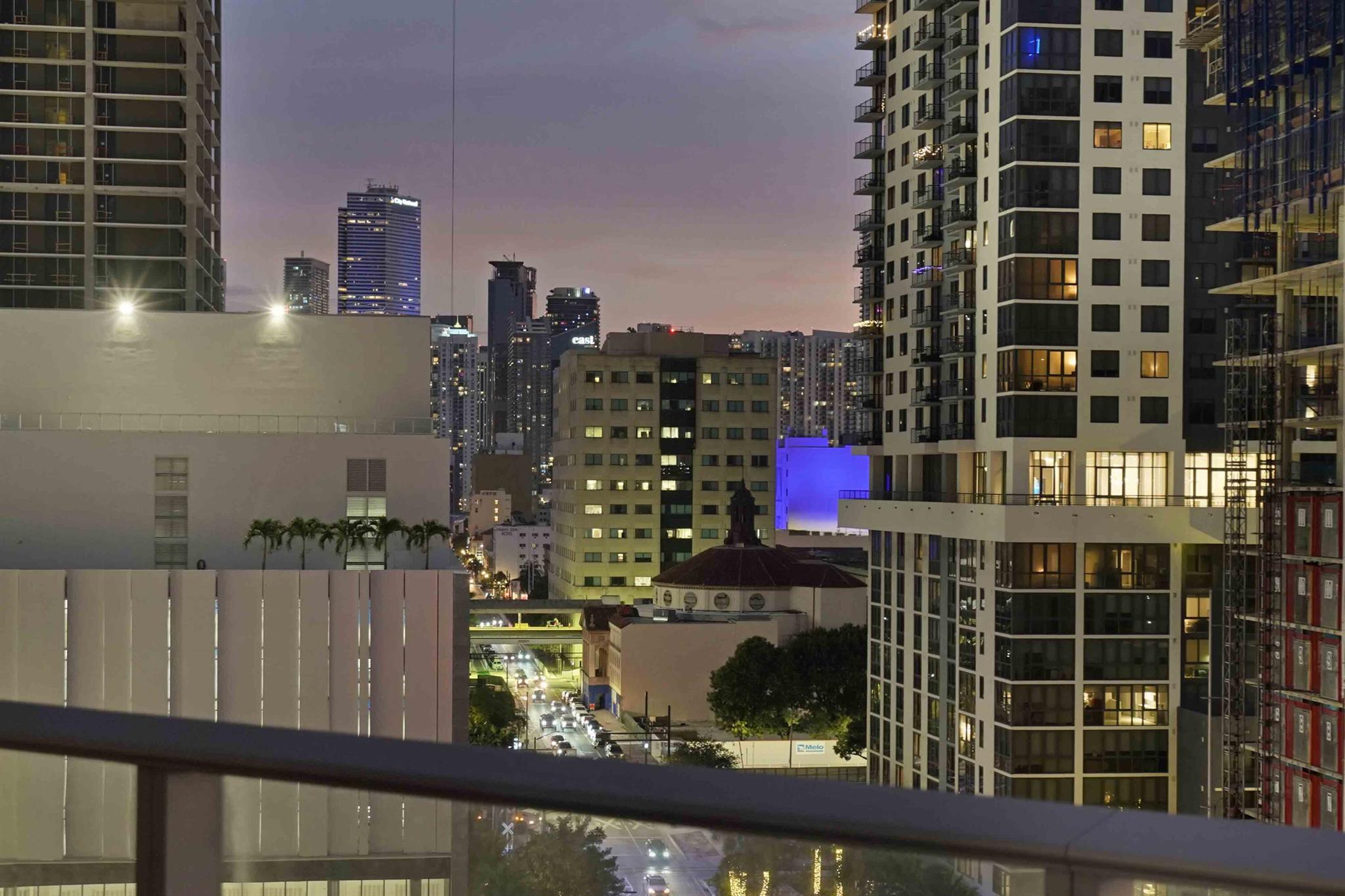 PARAMOUNT MIAMI WORLDCENT - Residential