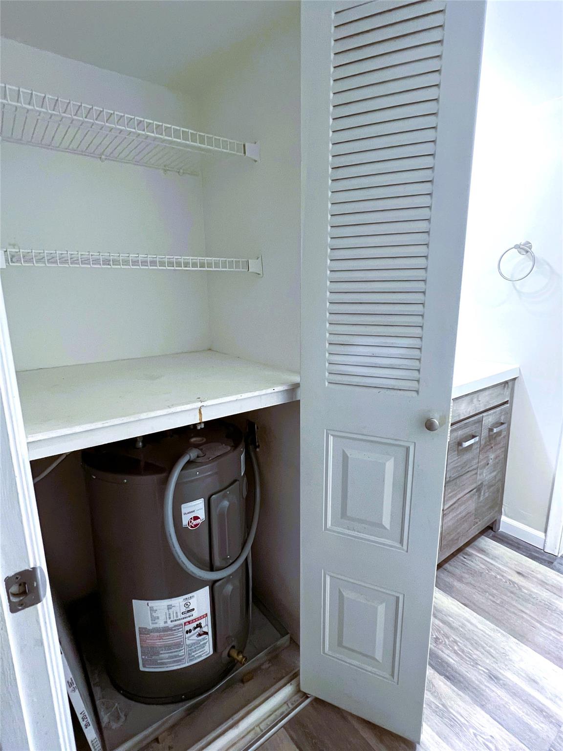 WYNMOOR VILLAGE - Residential