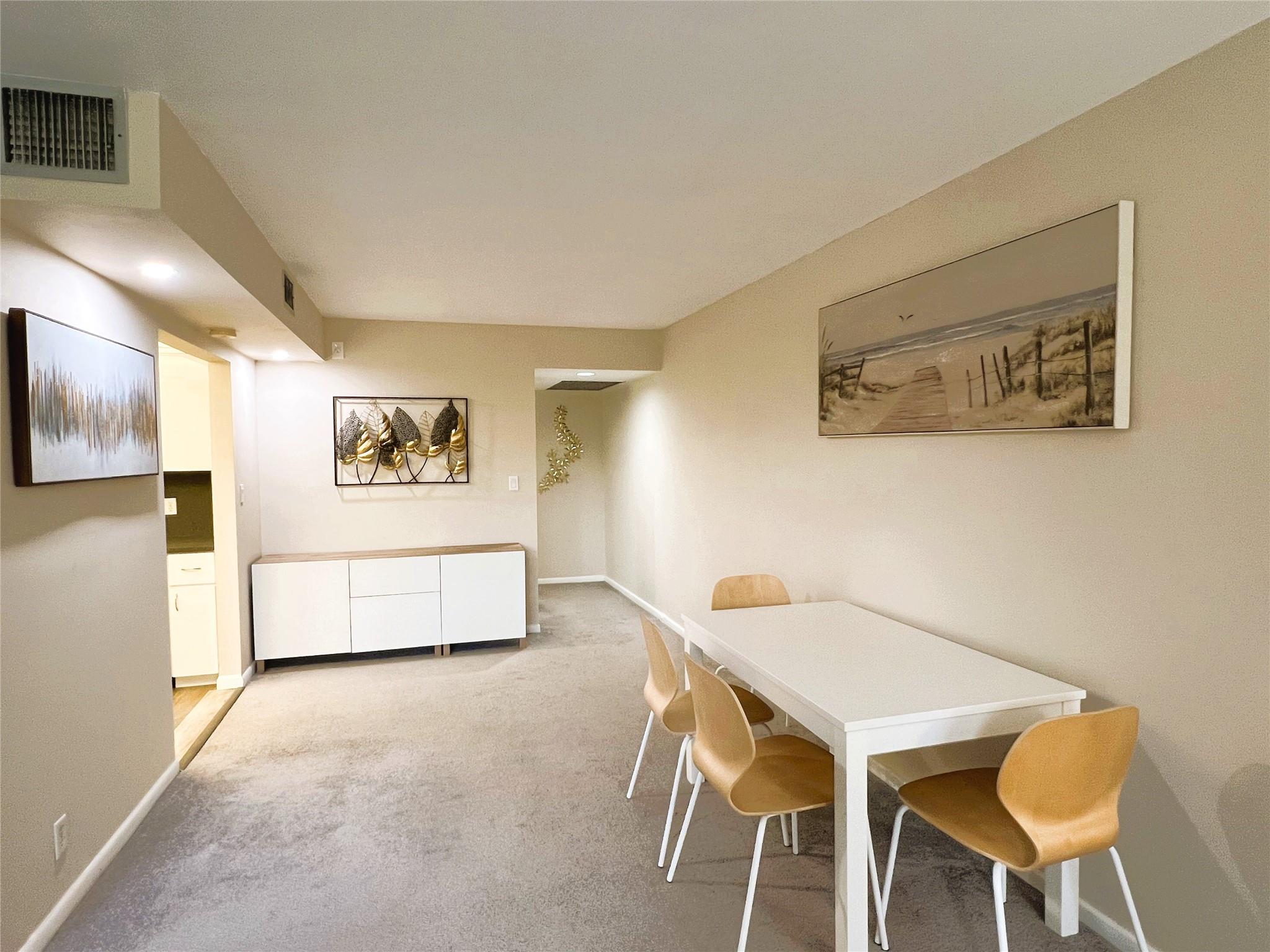 WYNMOOR VILLAGE - Residential