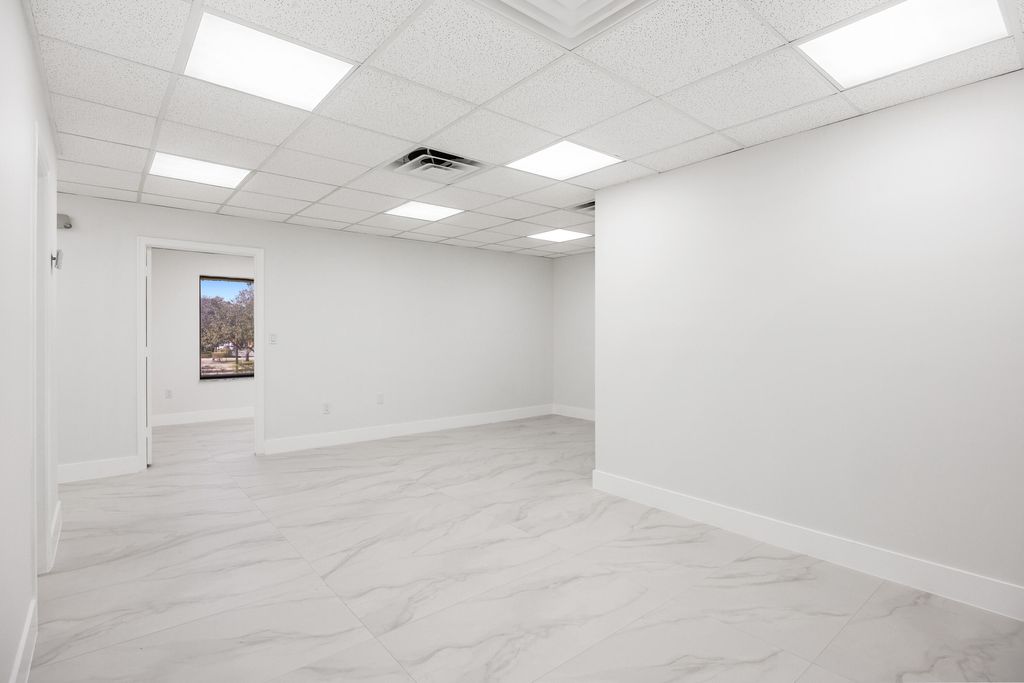 Photo of 150 NW 70th Avenue #09, Plantation, FL 33317 (MLS # B26003878)