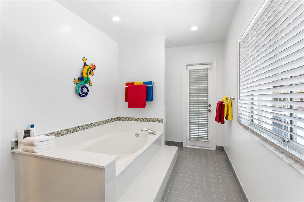 BOCA GREENS 6 - Residential