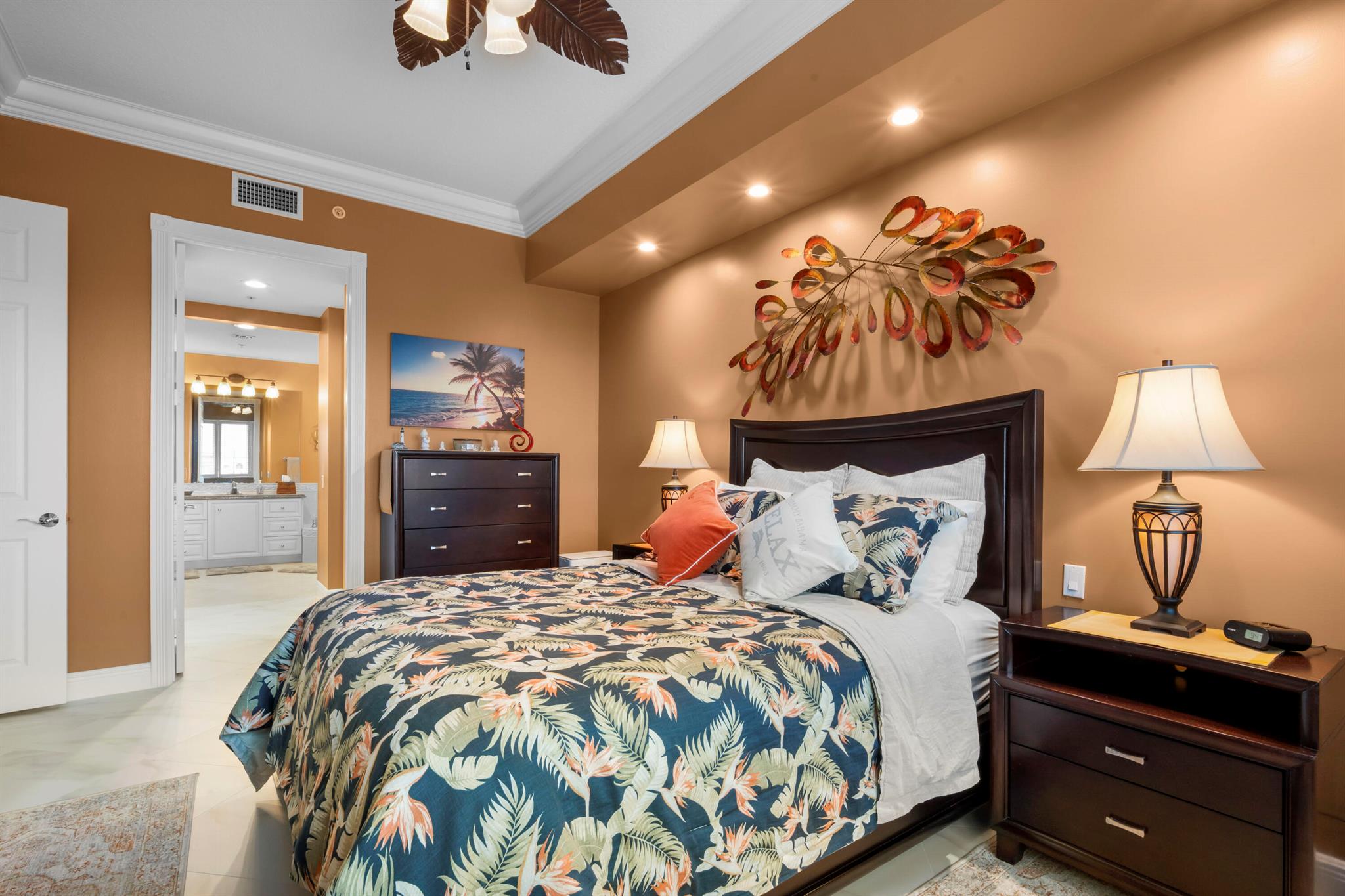 HARBOUR ISLE AT HUTCHINSO - Residential