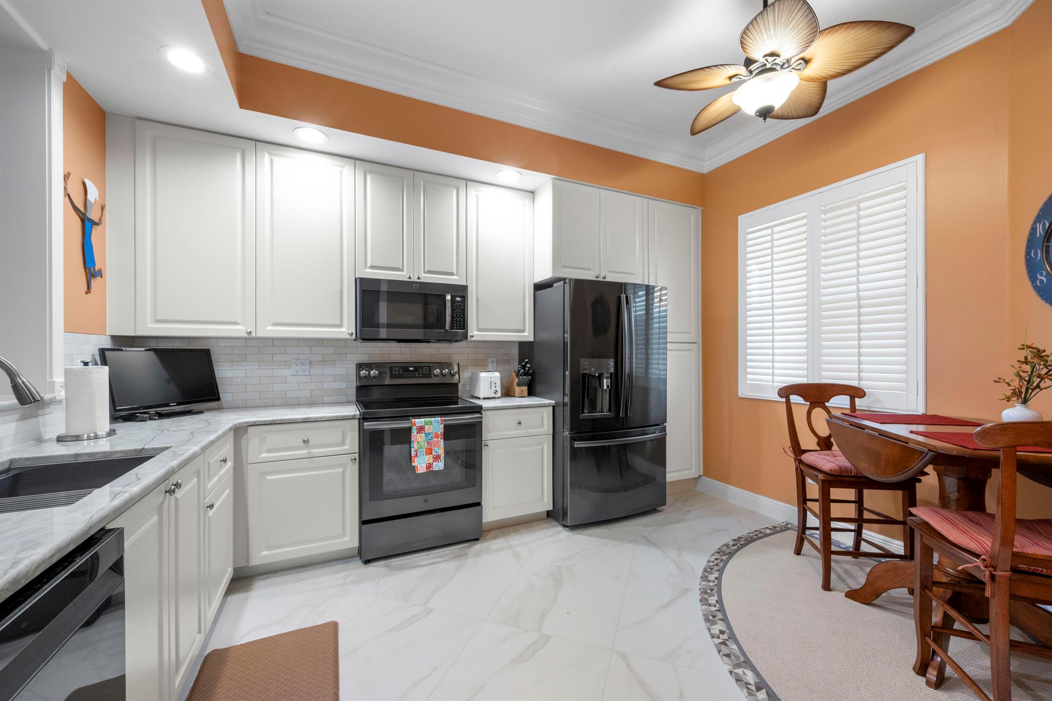 HARBOUR ISLE AT HUTCHINSO - Residential