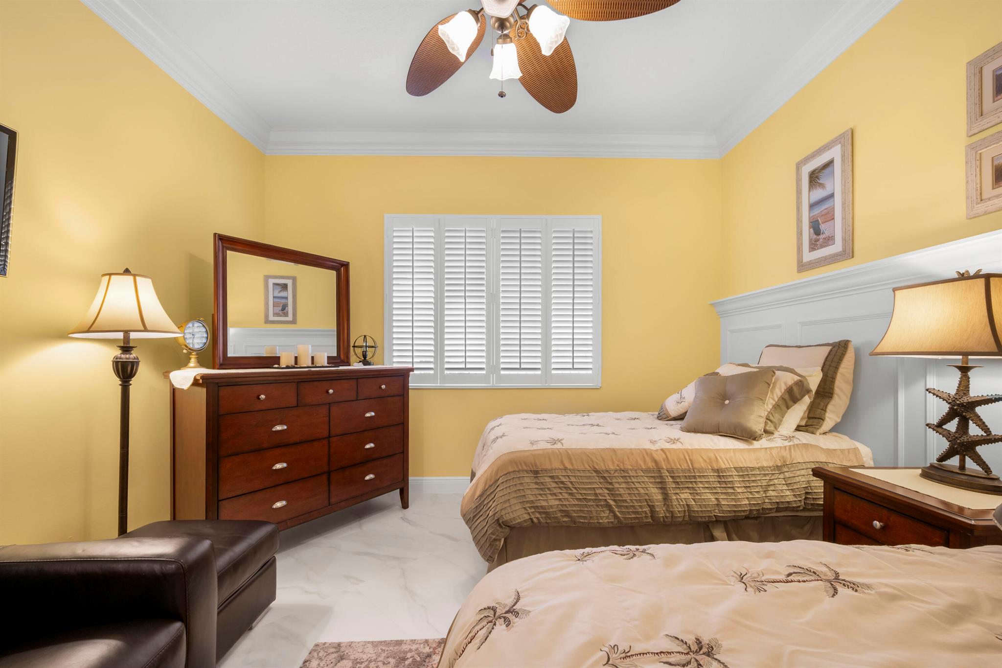 HARBOUR ISLE AT HUTCHINSO - Residential