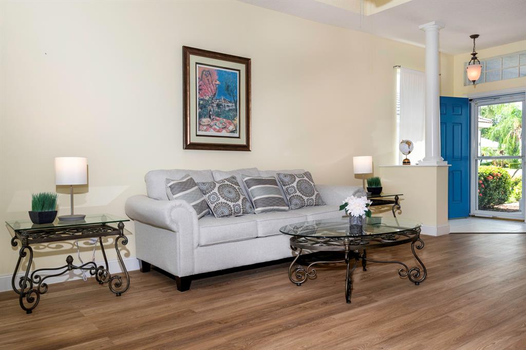 JENSEN BEACH COUNTRY CLUB PLAT NO. 8 - Residential