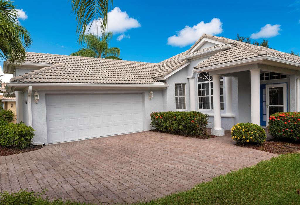 JENSEN BEACH COUNTRY CLUB PLAT NO. 8 - Residential