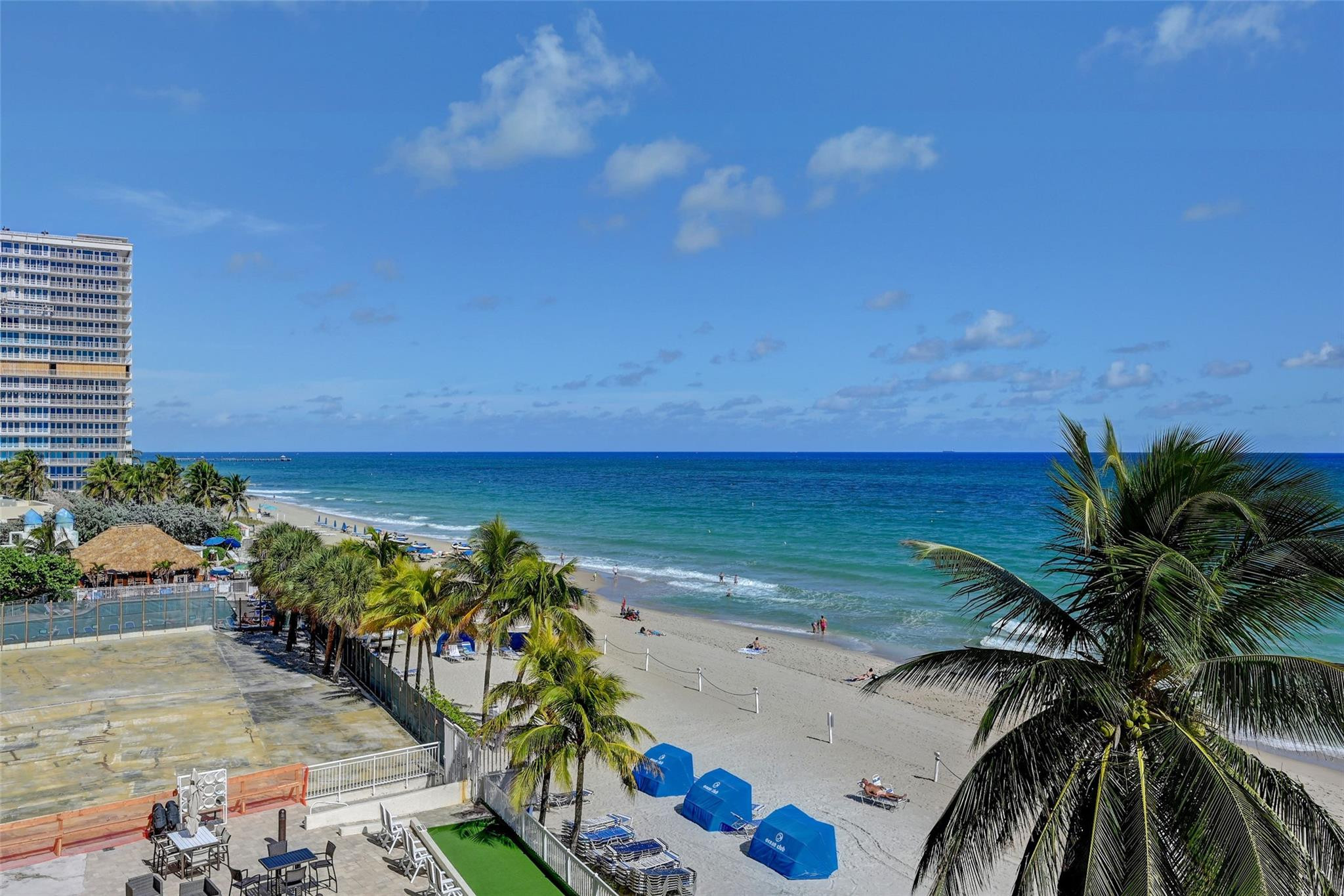 OCEAN SUMMIT - Residential