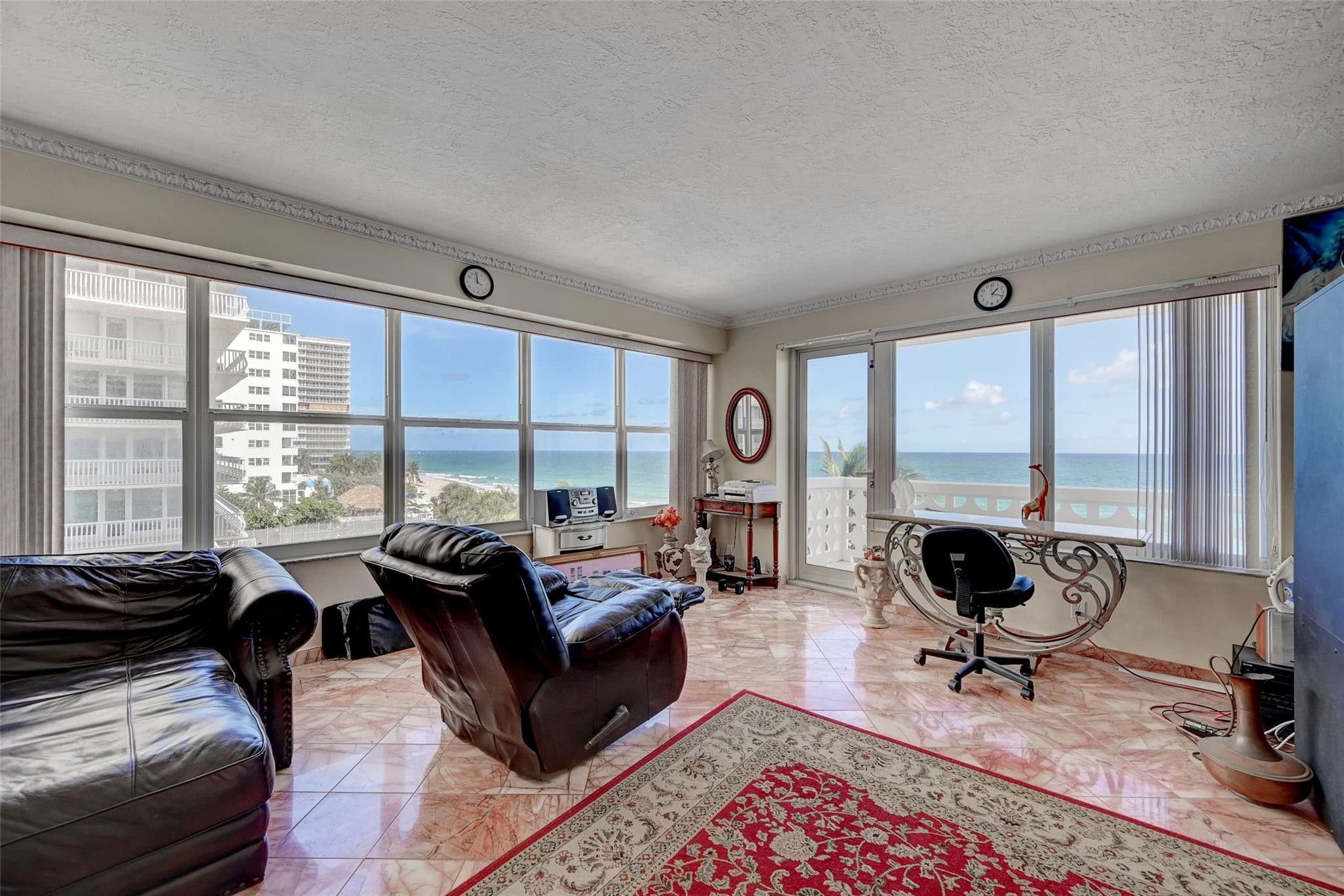 OCEAN SUMMIT - Residential