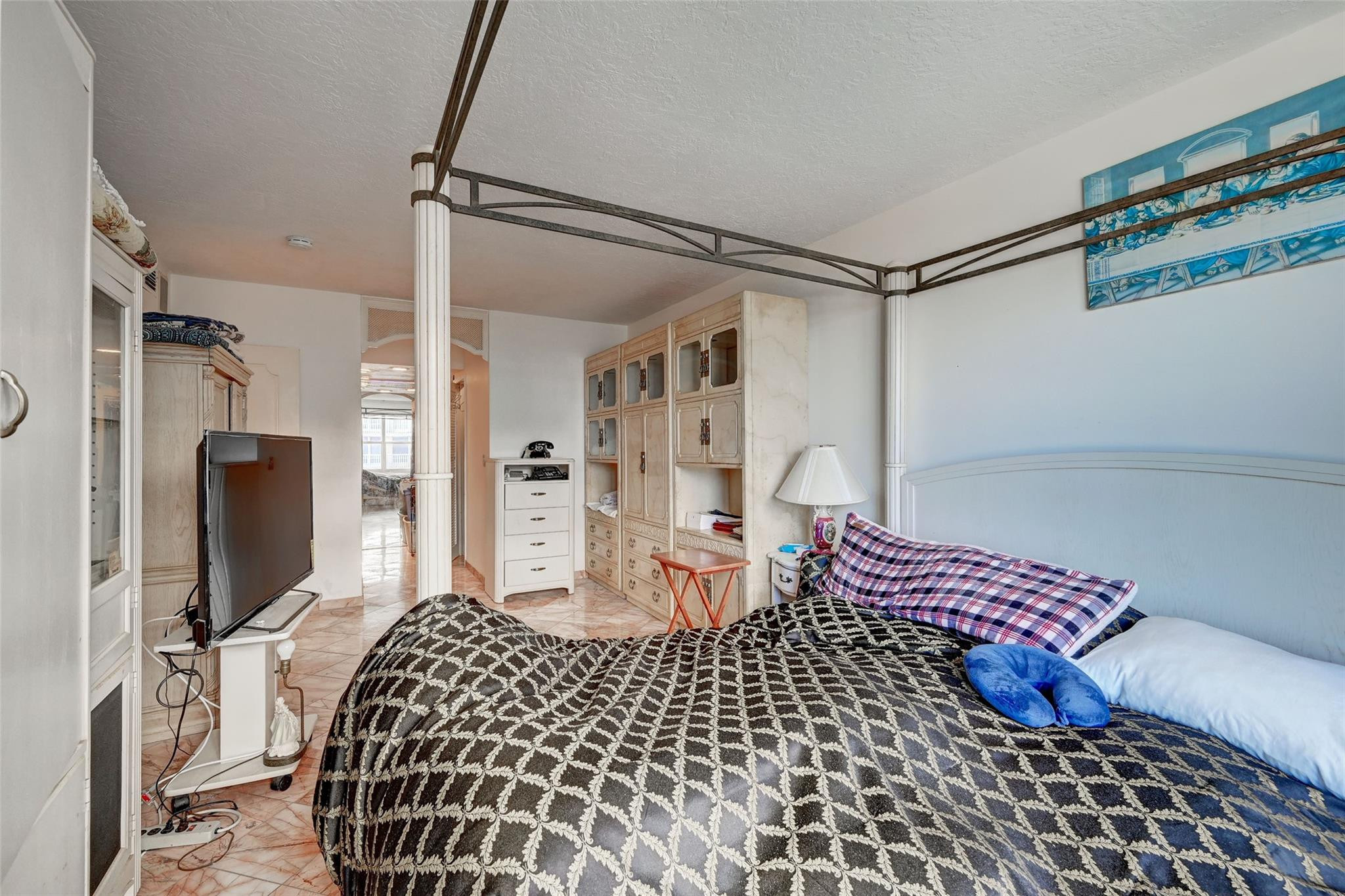 OCEAN SUMMIT - Residential