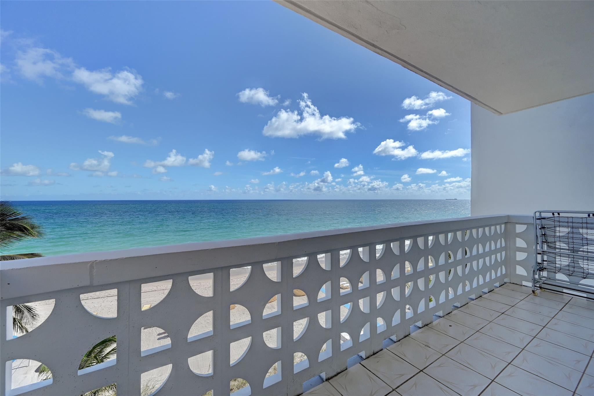 OCEAN SUMMIT - Residential