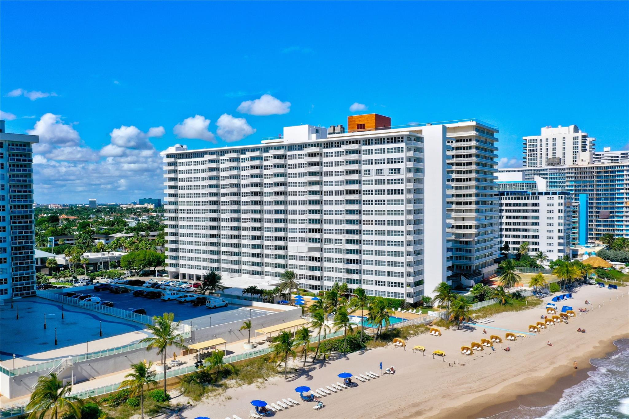 OCEAN SUMMIT - Residential