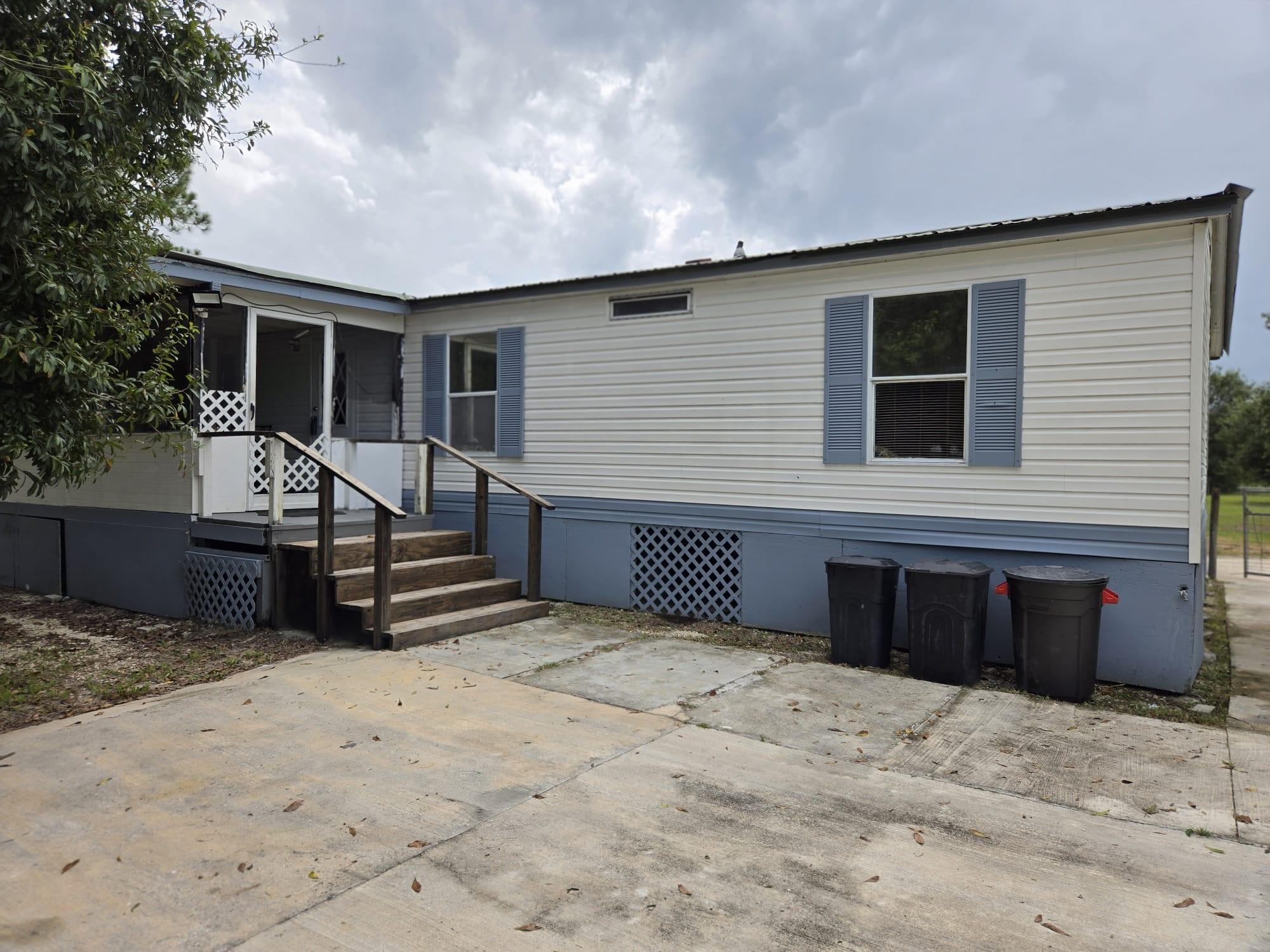 Photo 29 of 29 of 550 N Hacienda St mobile home