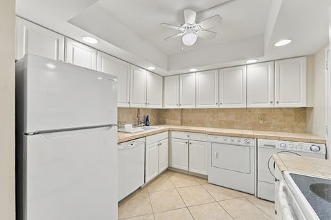 Tiny photo for 2000 S OCEAN Boulevard E #LB, Lauderdale By The Sea, FL 33062 (MLS # B26084120)