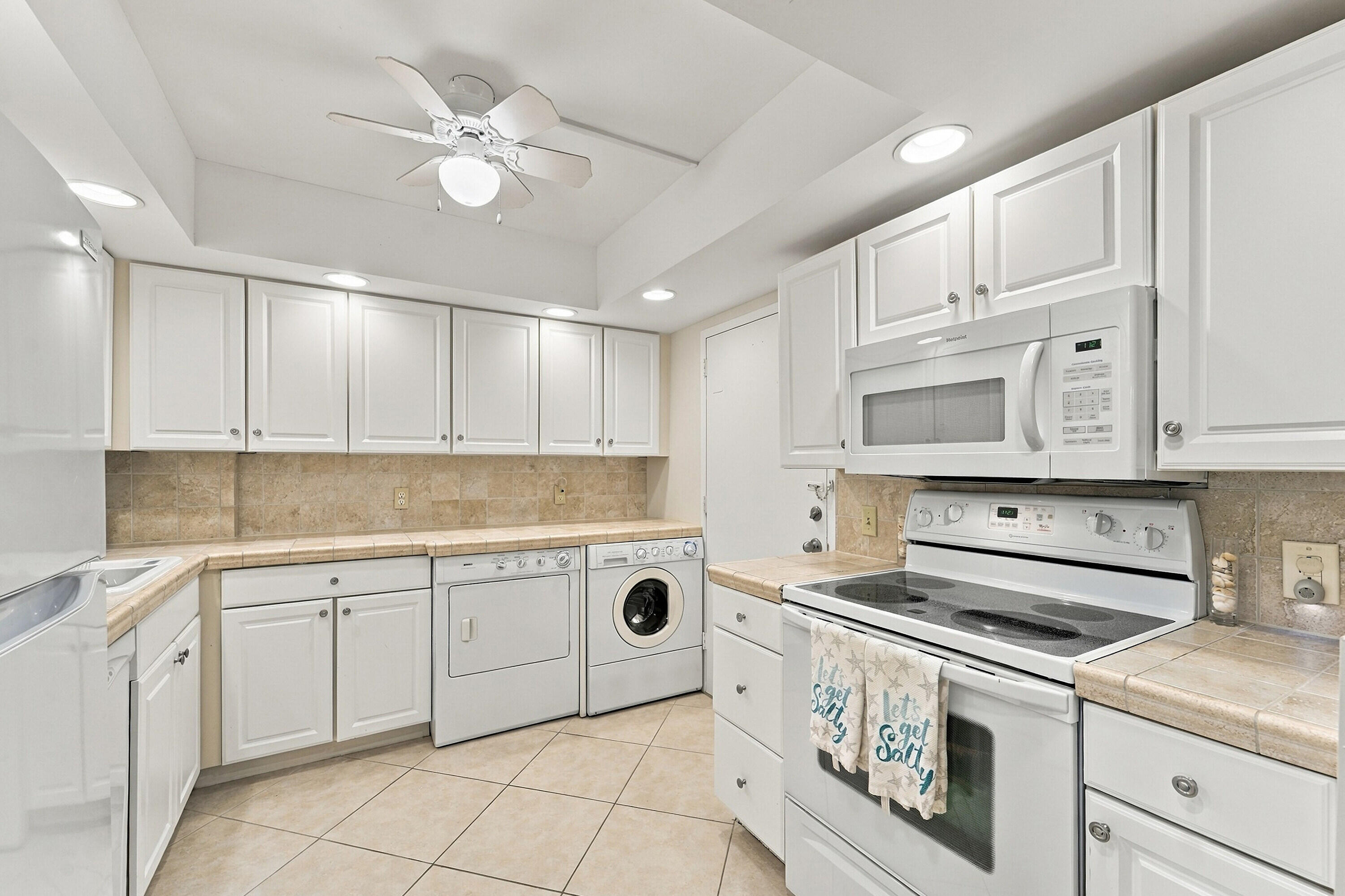 2000 S OCEAN Boulevard E LB