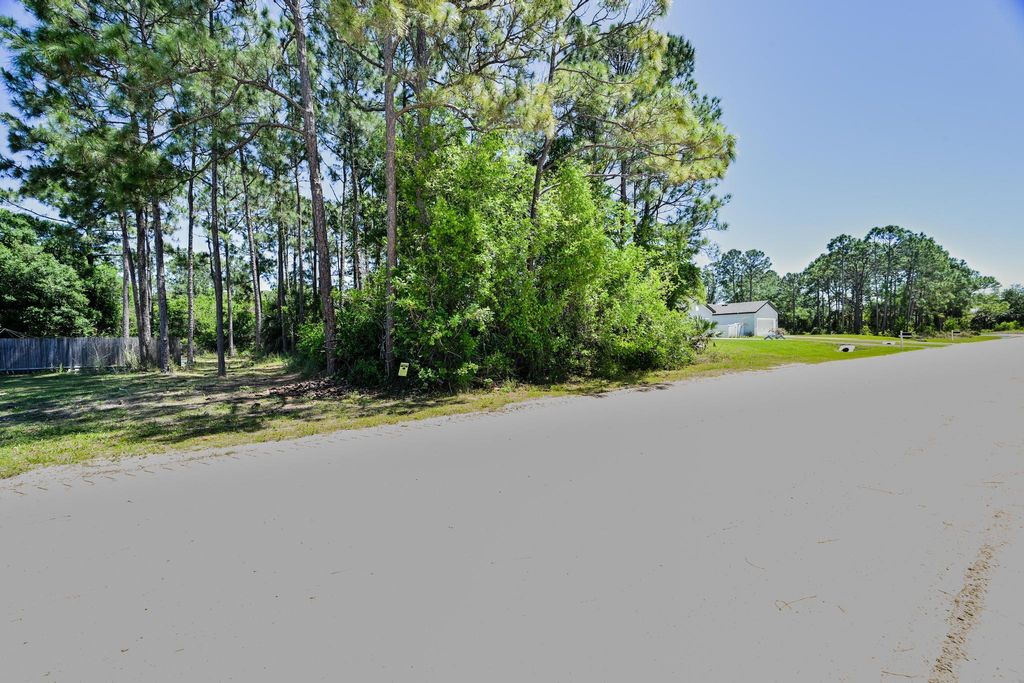 Photo of 7756 98th Avenue, Vero Beach, FL 32967 (MLS # B26016969)