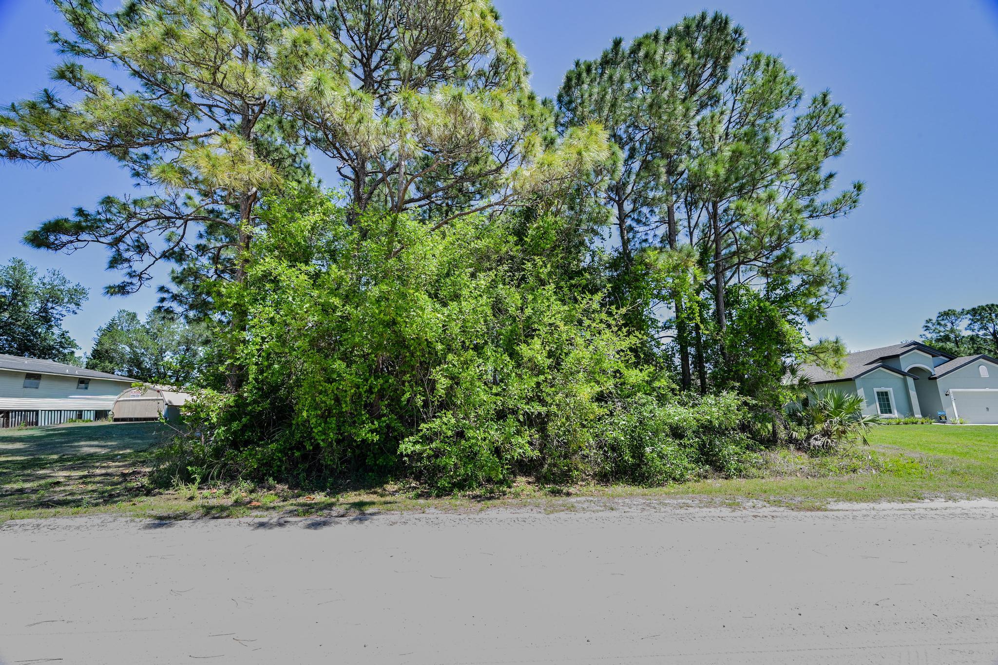 VERO LAKE ESTATES UNIT G - Land