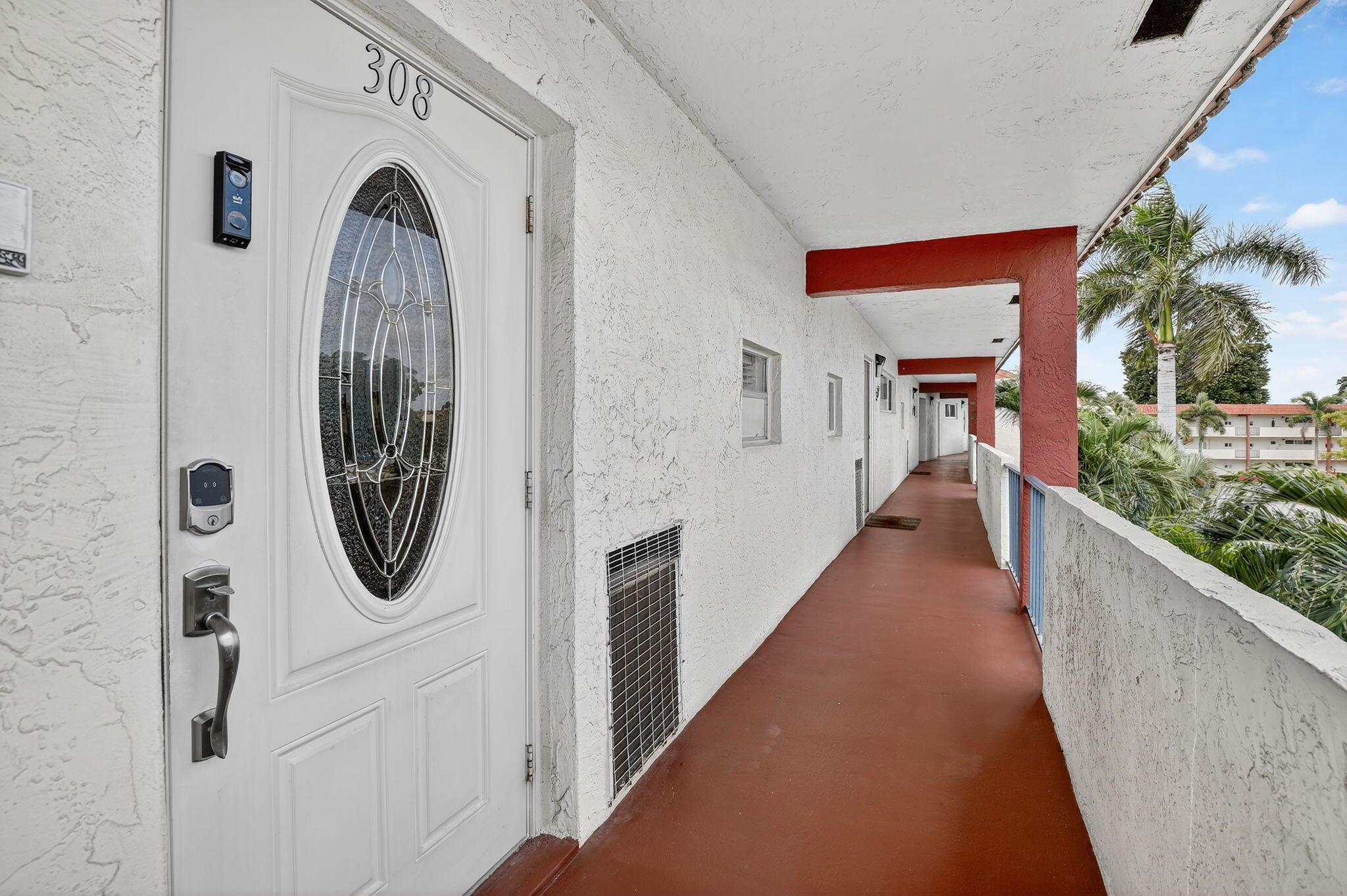 HOLLYBROOK GOLF AND Tenni - Residential