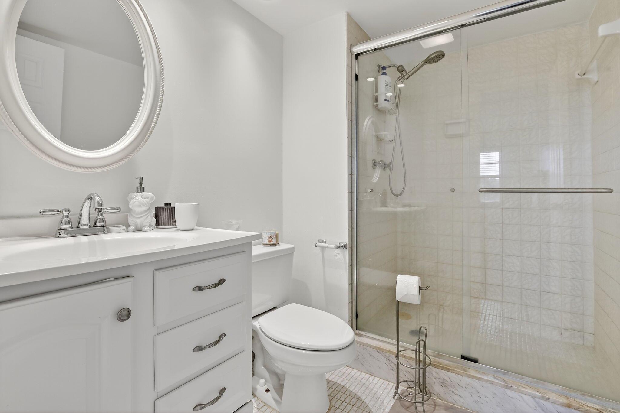 HOLLYBROOK GOLF AND Tenni - Residential