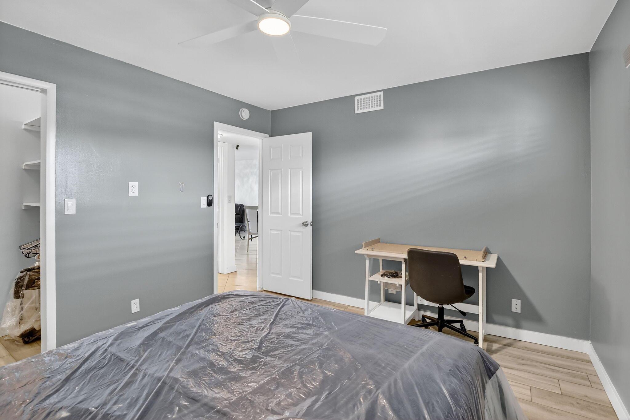 HOLLYBROOK GOLF AND Tenni - Residential