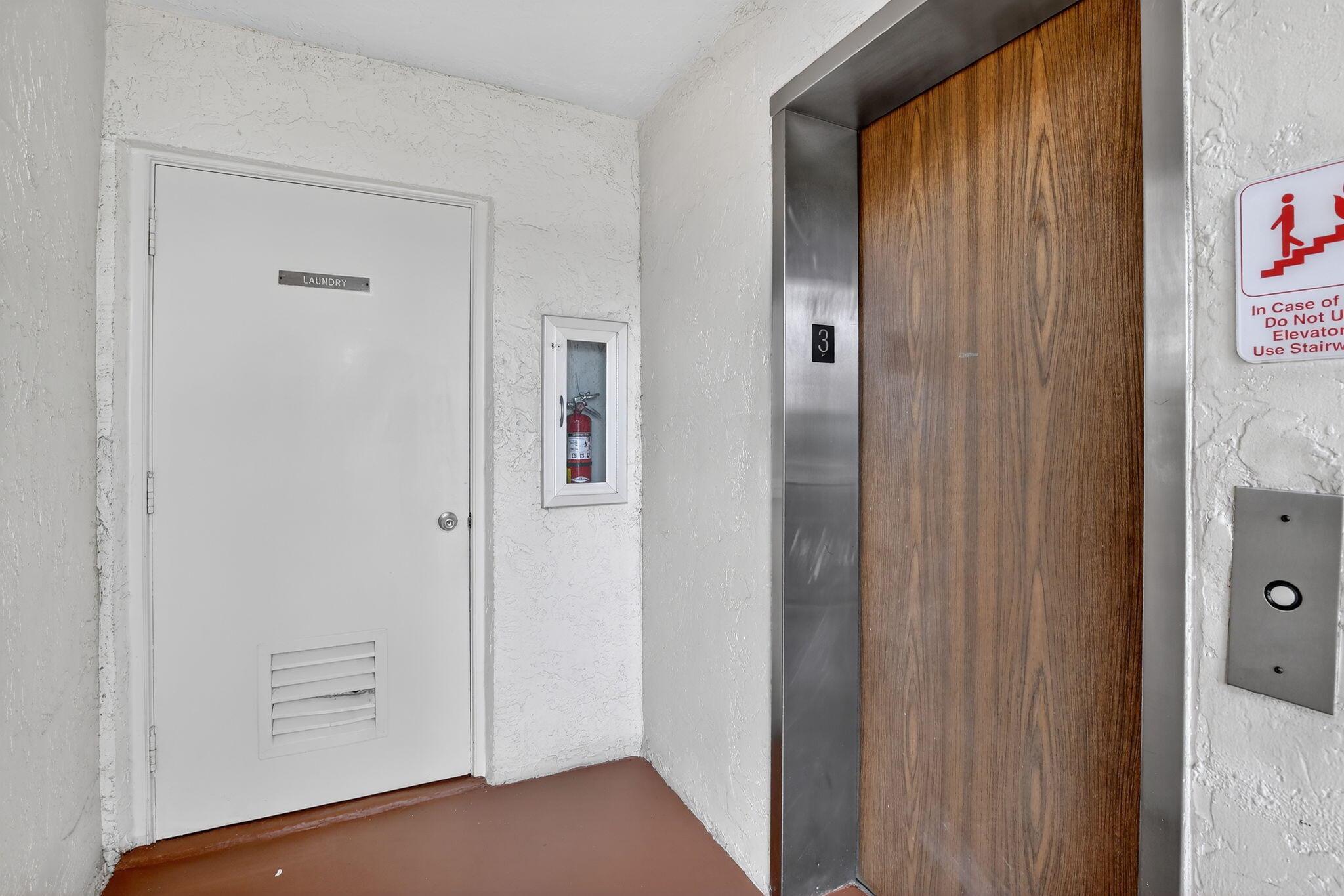 HOLLYBROOK GOLF AND Tenni - Residential