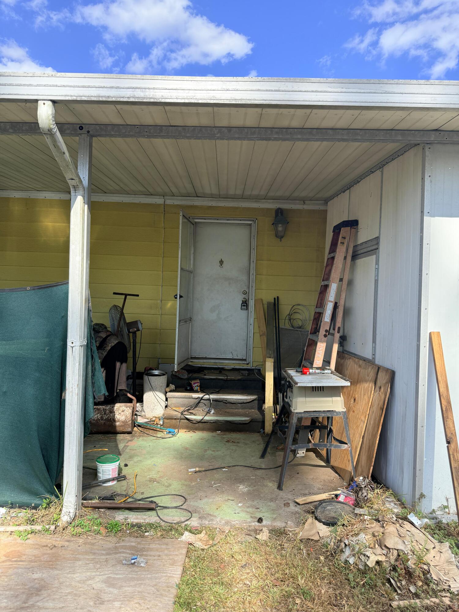 21720 N Heritage Circle