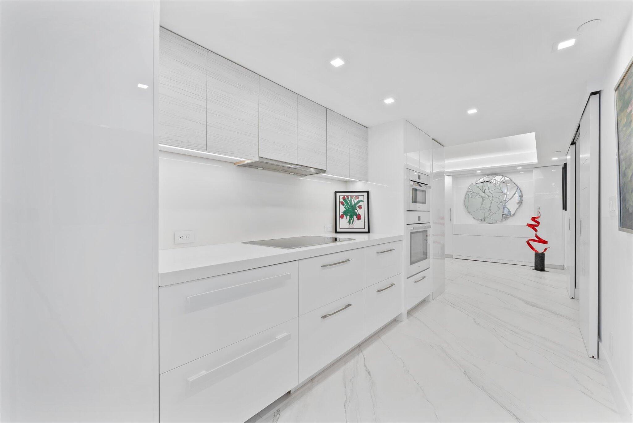 CLARENDON CONDO - Residential