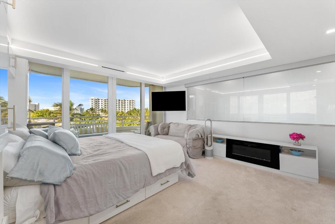 CLARENDON CONDO - Residential