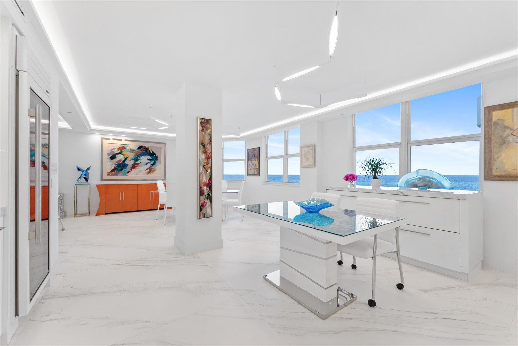 CLARENDON CONDO - Residential