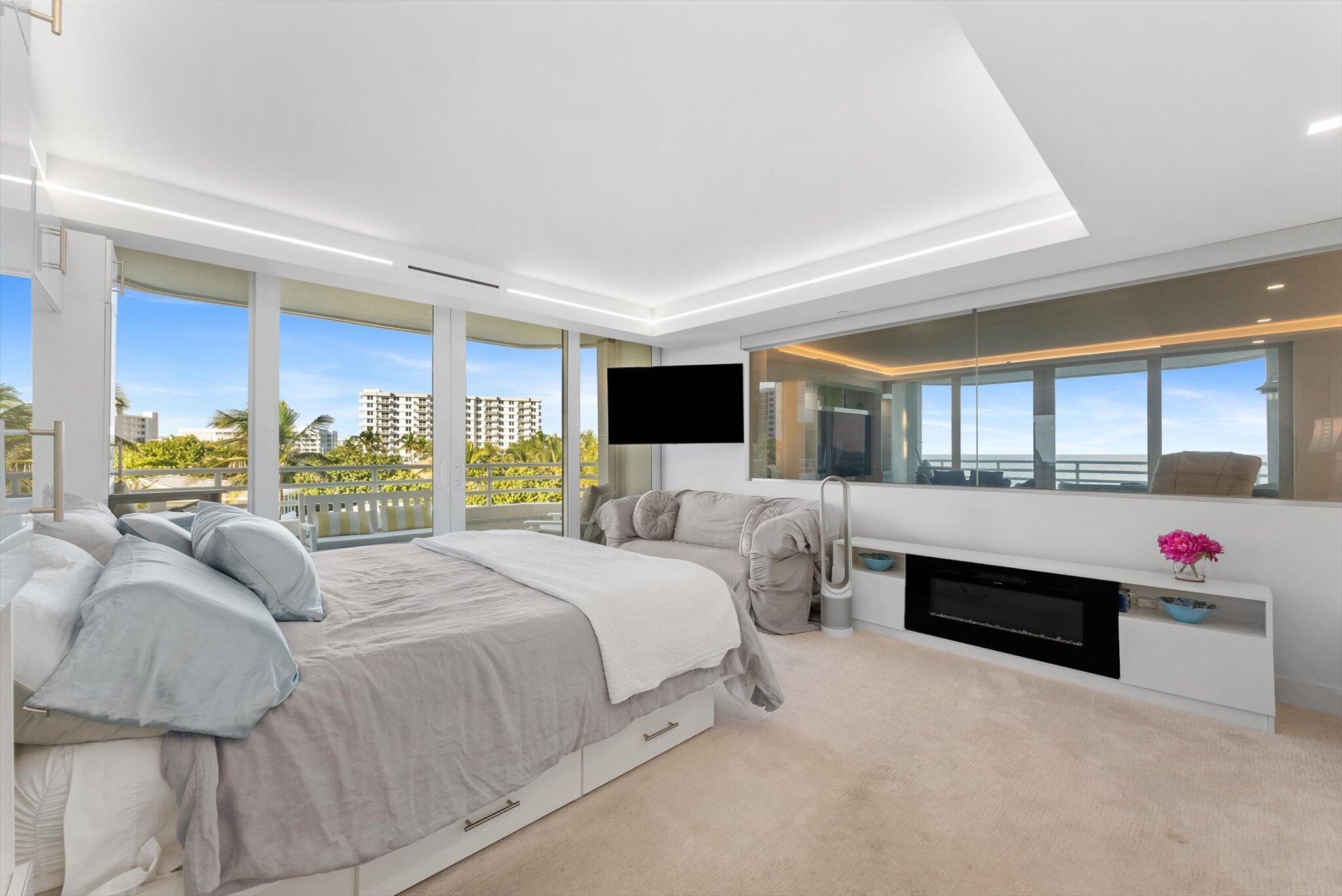 CLARENDON CONDO - Residential