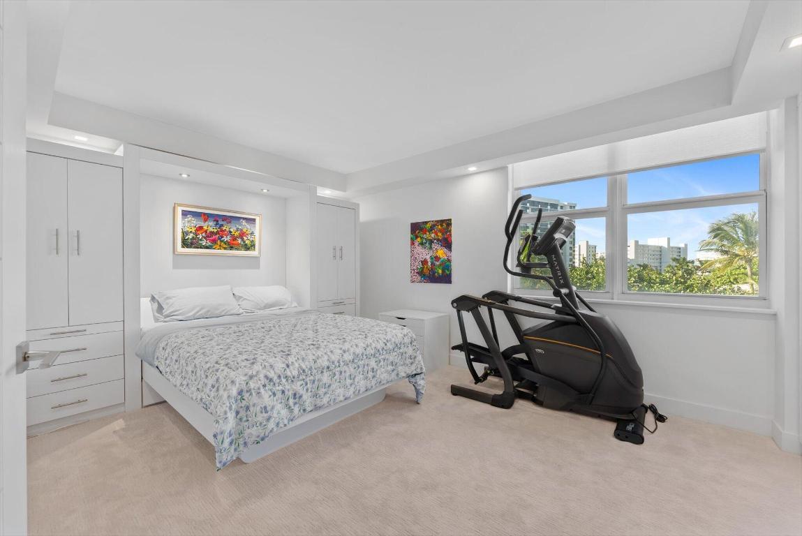 CLARENDON CONDO - Residential