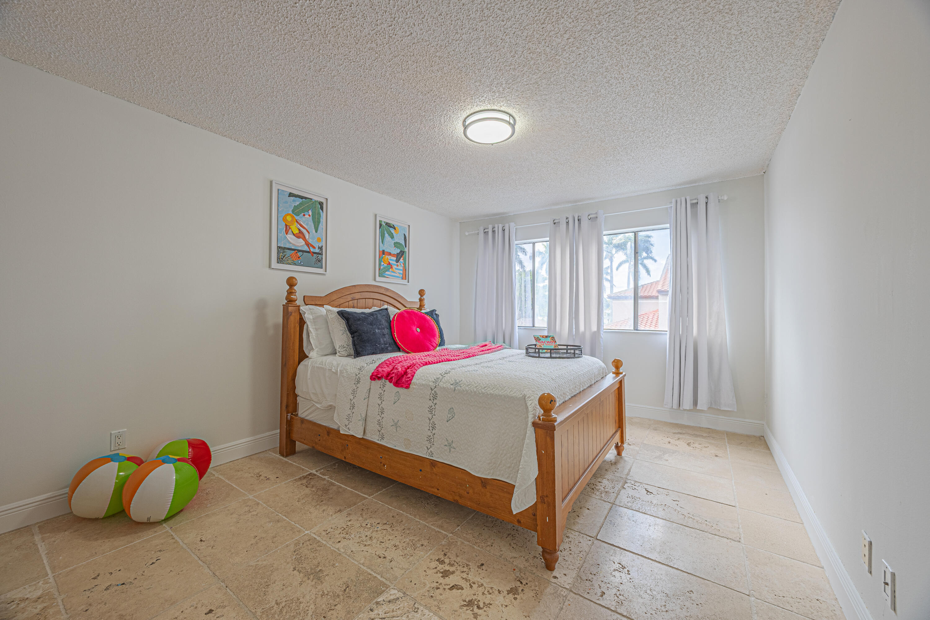 S & R OF INVERRARY - Residential