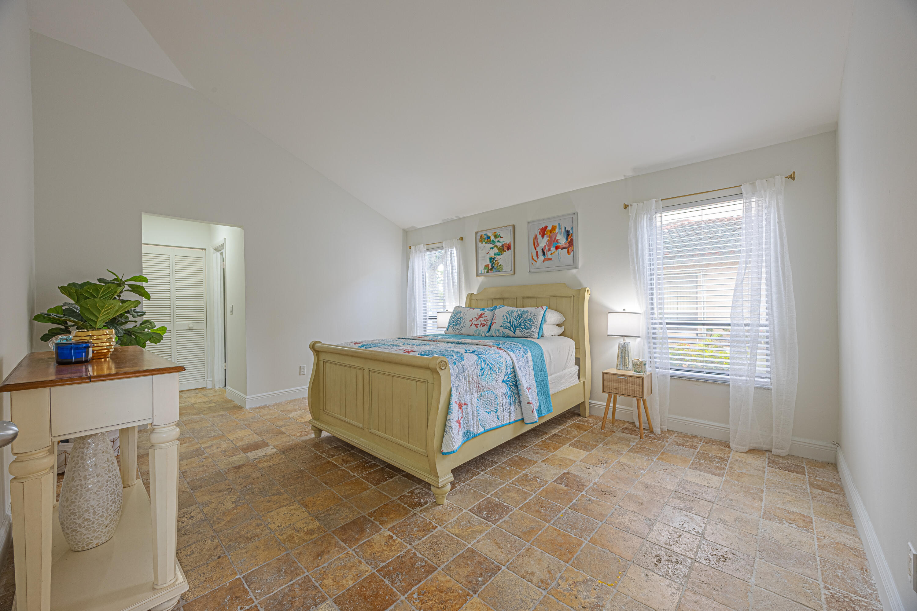 S & R OF INVERRARY - Residential